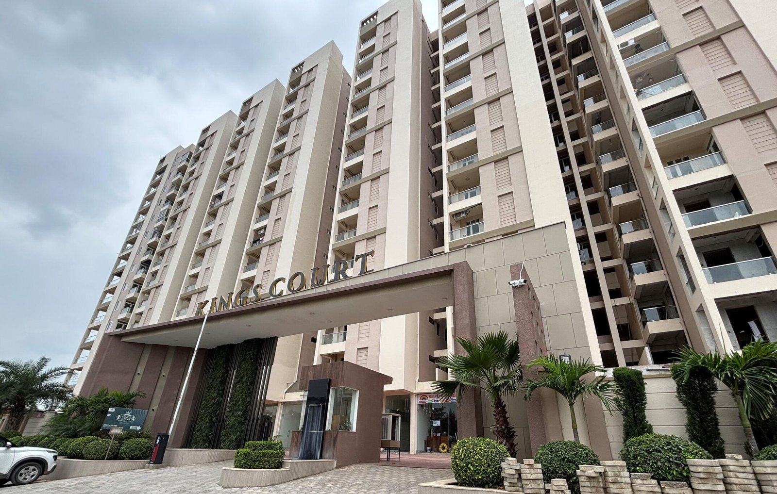 Vardhman Kings Court Gandhi Path, Jaipur