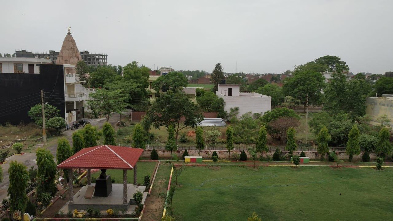 1Bedroom 2Baths Independent House/Villa for Rent in Surender Nagar, Jansath Road, Muzaffar Nagar, U P