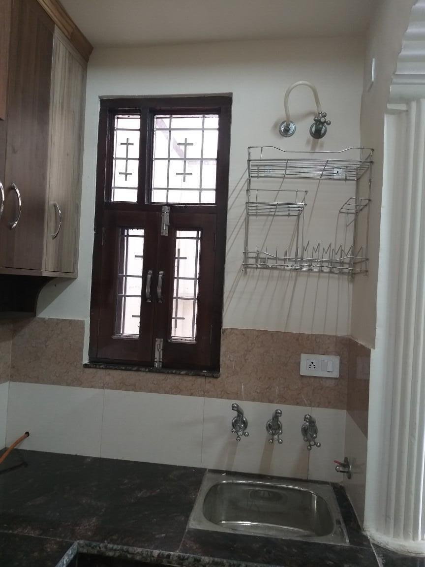 1Bedroom 2Baths Independent House/Villa for Rent in Surender Nagar, Jansath Road, Muzaffar Nagar, U P
