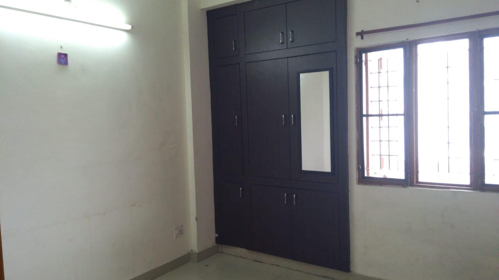 2BHK 2Baths Flat/Apartment for Rent in Mdda Colony, Turner Road, Dehradun, Uttarakhand
