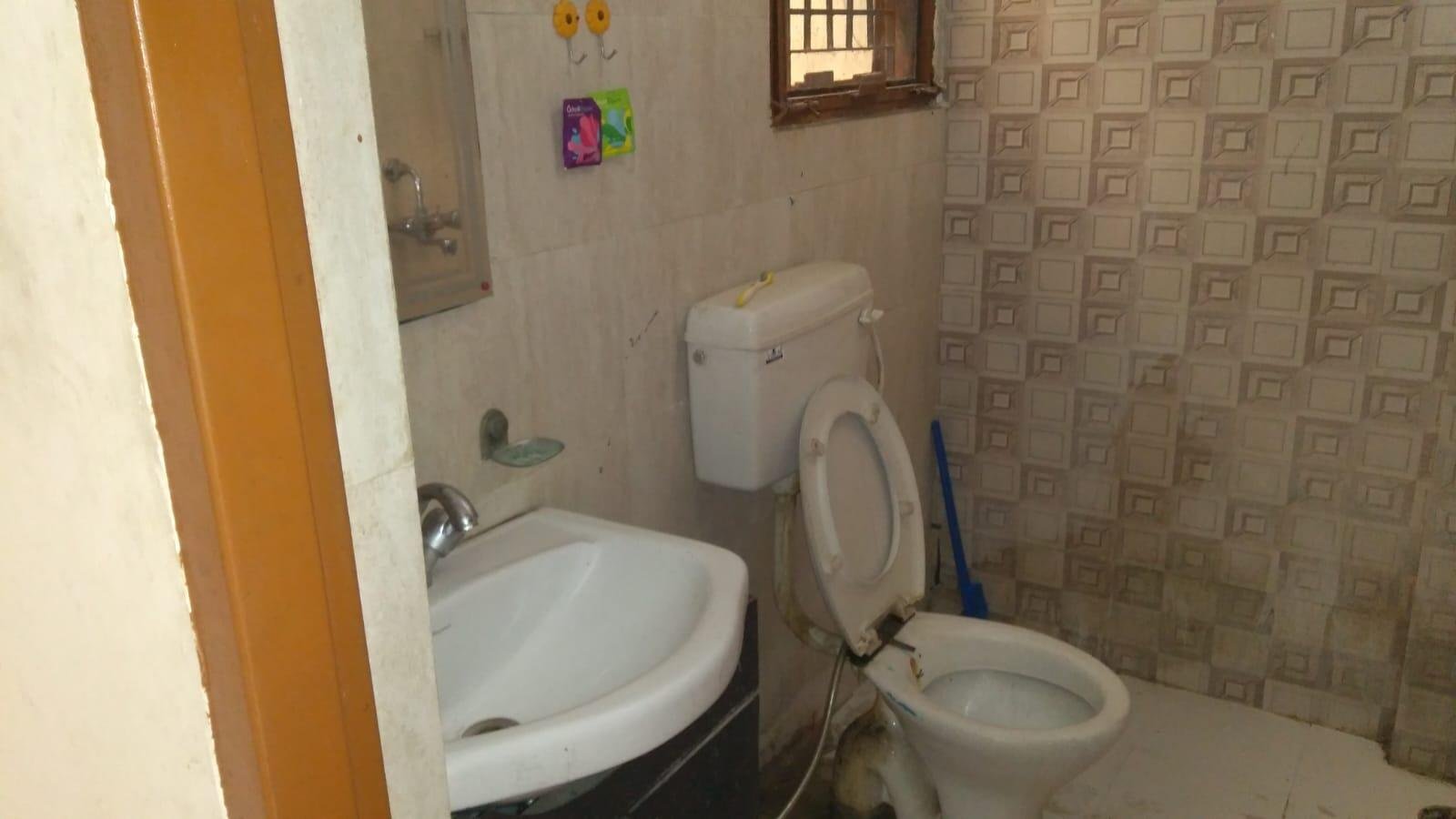 2BHK 2Baths Flat/Apartment for Rent in Mdda Colony, Turner Road, Dehradun, Uttarakhand