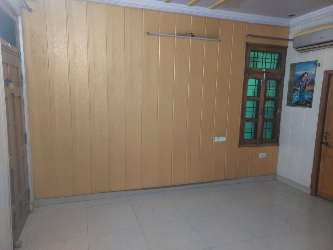 3BHK 2Baths Flat/Apartment for Rent in Shiv Shakti Appartment, Mahavir Enclave, Roorkee, Uttarakhand