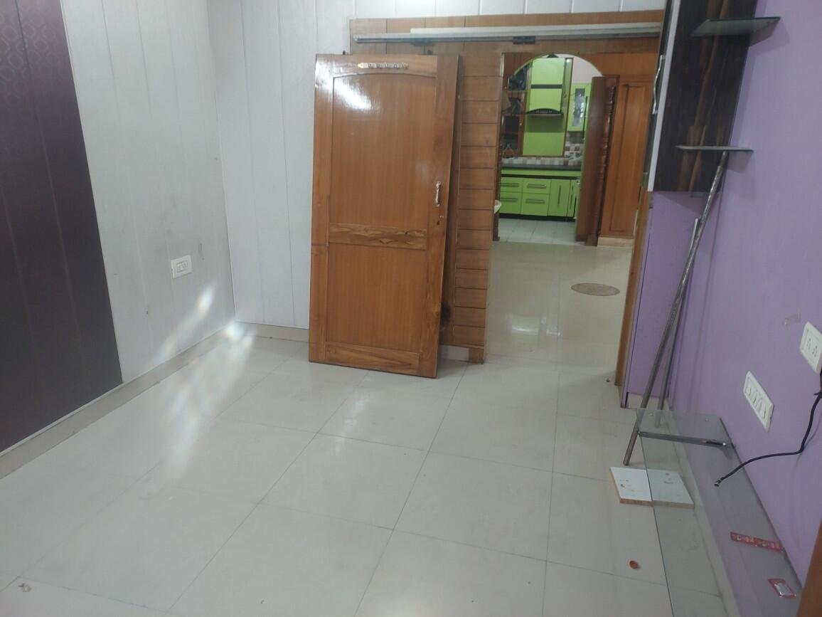 3BHK 2Baths Flat/Apartment for Rent in Shiv Shakti Appartment, Mahavir Enclave, Roorkee, Uttarakhand