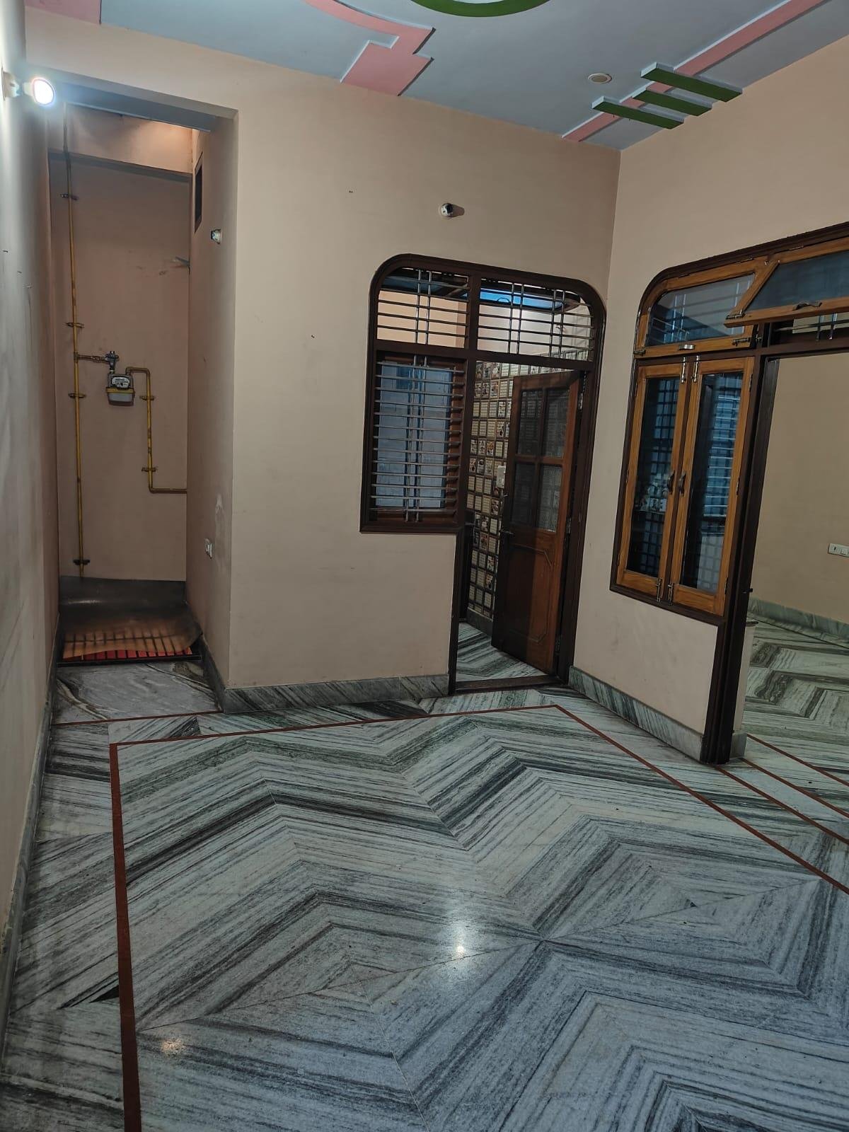 2BHK 1Bath Flat/Apartment for Rent in Jaat Colony, South Civil Lines, Muzaffar Nagar, U P