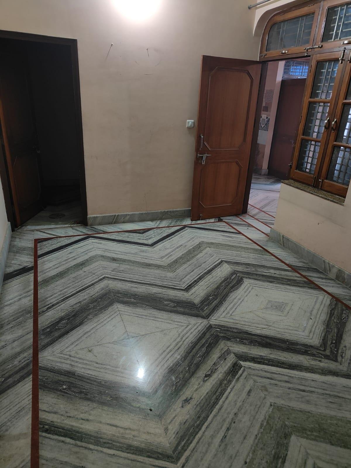 2BHK 1Bath Flat/Apartment for Rent in Jaat Colony, South Civil Lines, Muzaffar Nagar, U P