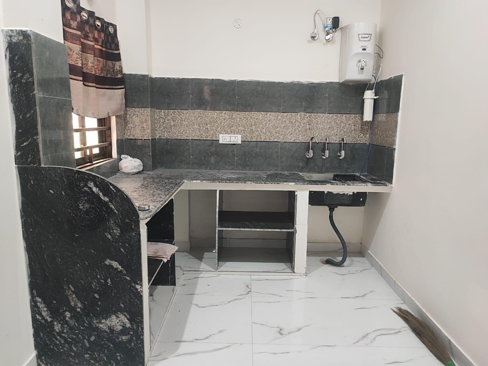 1BHK 1Bath Flat/Apartment for Rent in Hari Ashray Nagar, Patanjali Yogpeeth, Haridwar, Uttarakhand