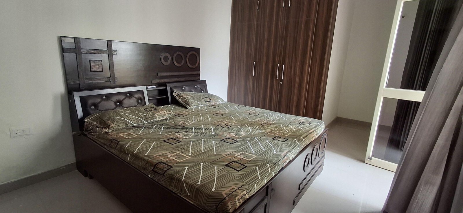 3BHK 2Baths Flat/Apartment for Rent in Supertech Meerut Sports City, Modipuram, Meerut, U P