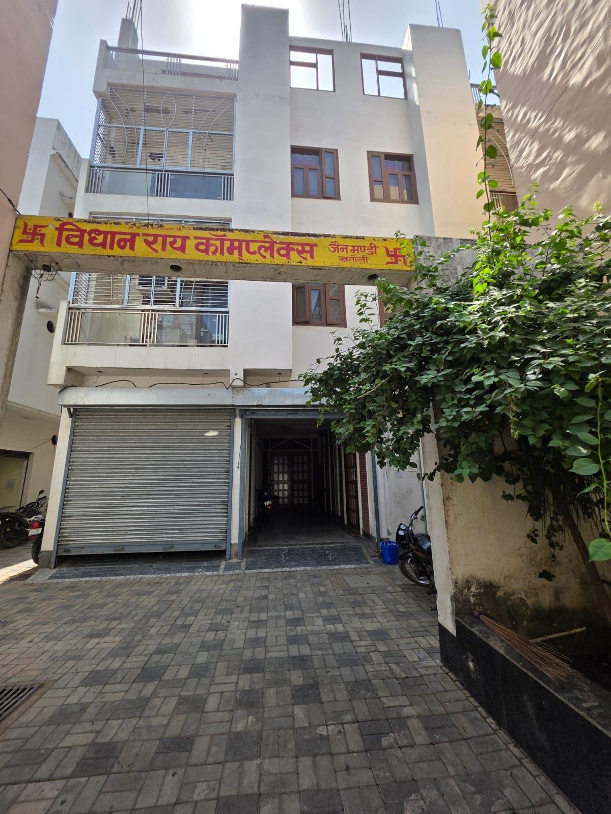 4BHK 4Baths Flat/Apartment for Rent in Vidhan Rai Complex, Khatauli, Muzaffar Nagar, U P