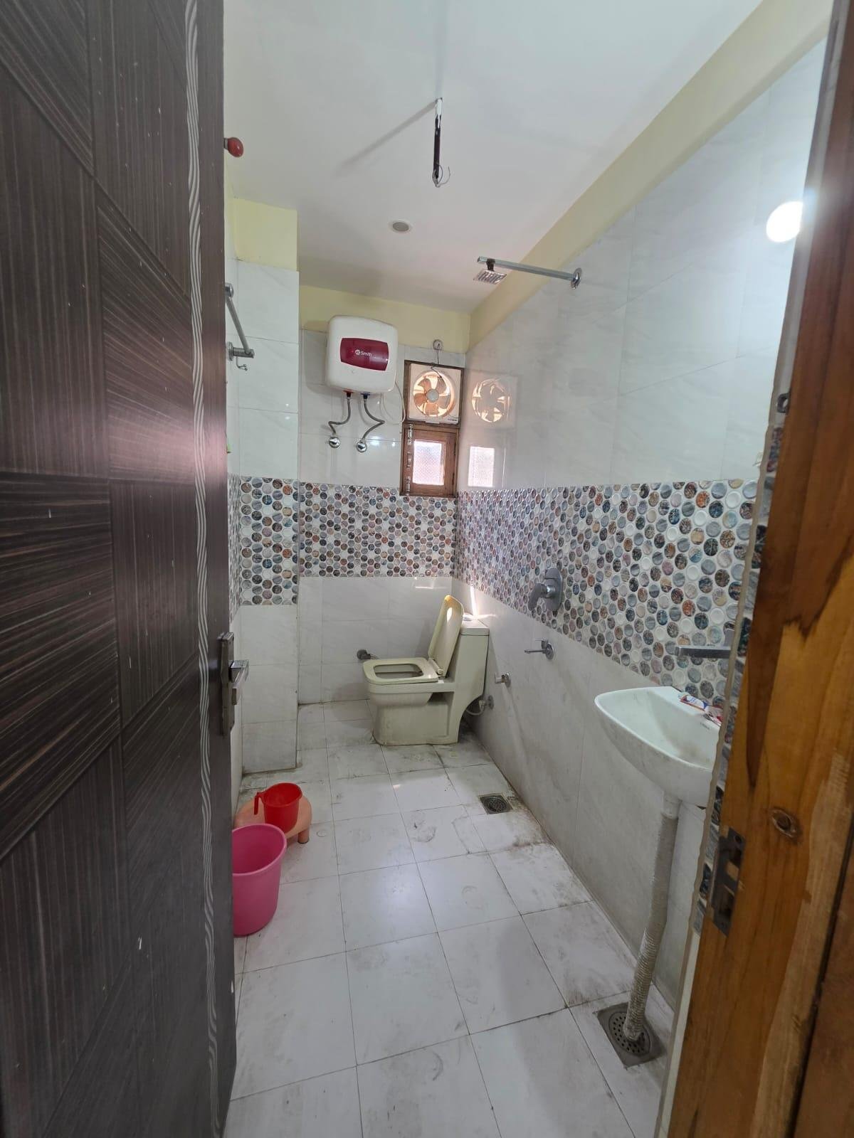 4BHK 4Baths Flat/Apartment for Rent in Vidhan Rai Complex, Khatauli, Muzaffar Nagar, U P