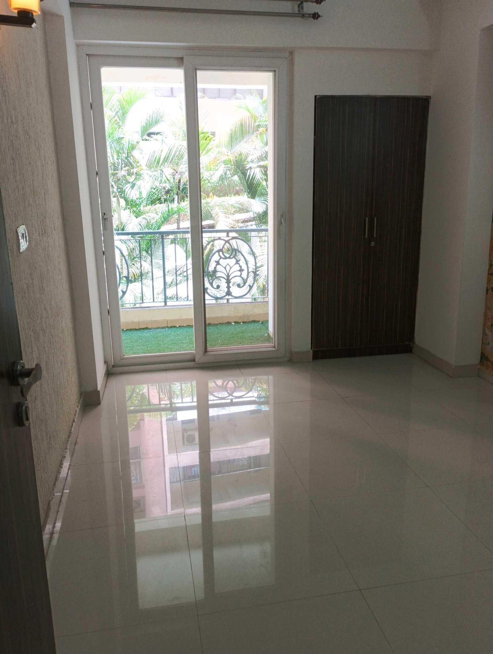 3BHK 2Baths Flat/Apartment for Rent in Pacific Hills, Rajpur Road, Dehradun, Uttarakhand