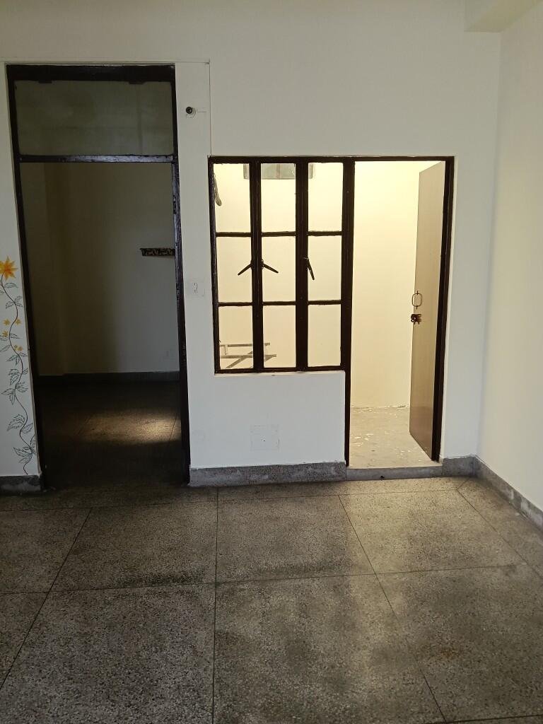 1BHK 1Bath Triplex Builder Floor for Rent in Civil Lines, Roorkee, Uttarakhand