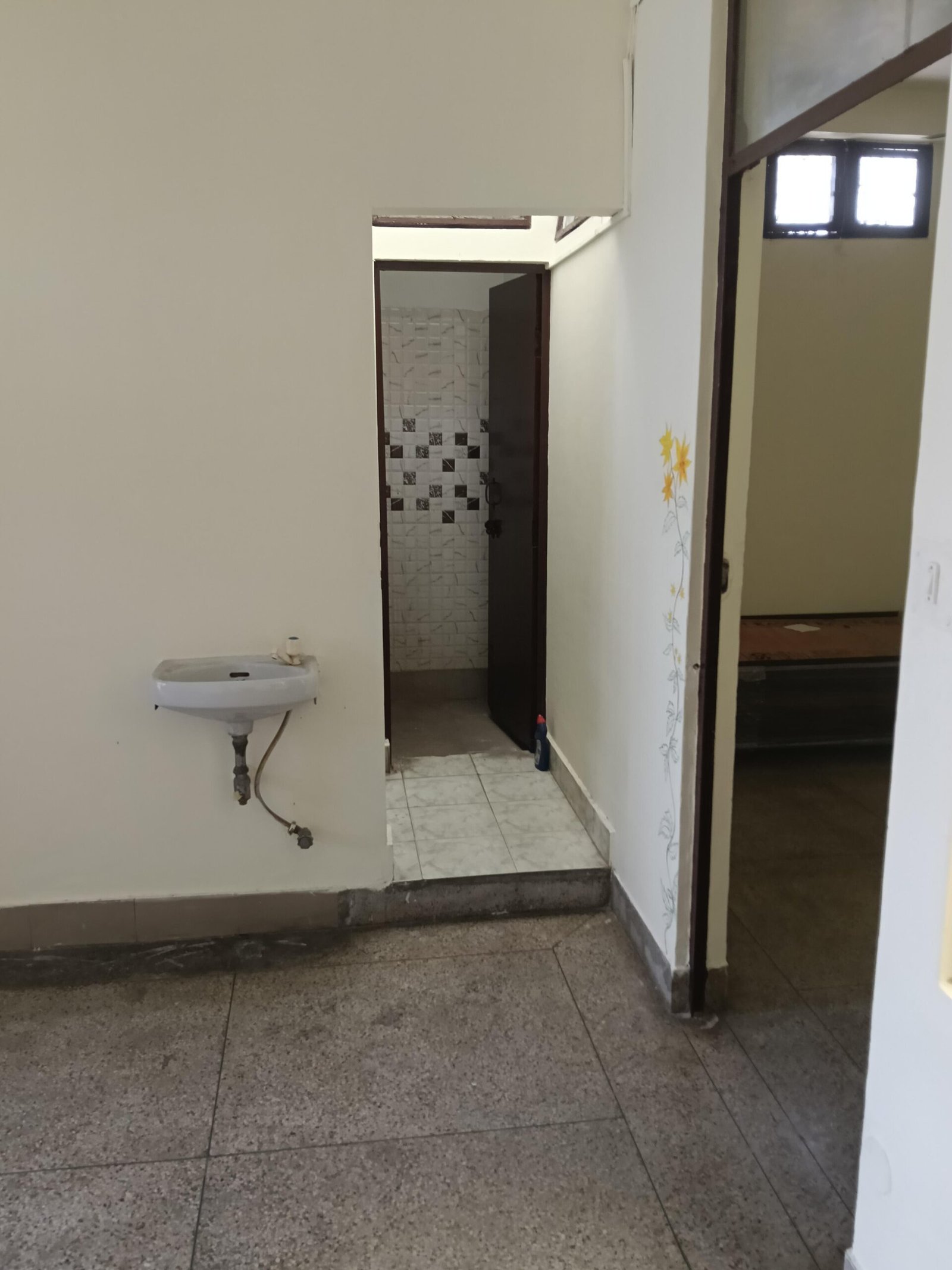 1BHK 1Bath Triplex Builder Floor for Rent in Civil Lines, Roorkee, Uttarakhand