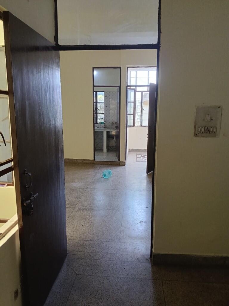 1BHK 1Bath Triplex Builder Floor for Rent in Civil Lines, Roorkee, Uttarakhand