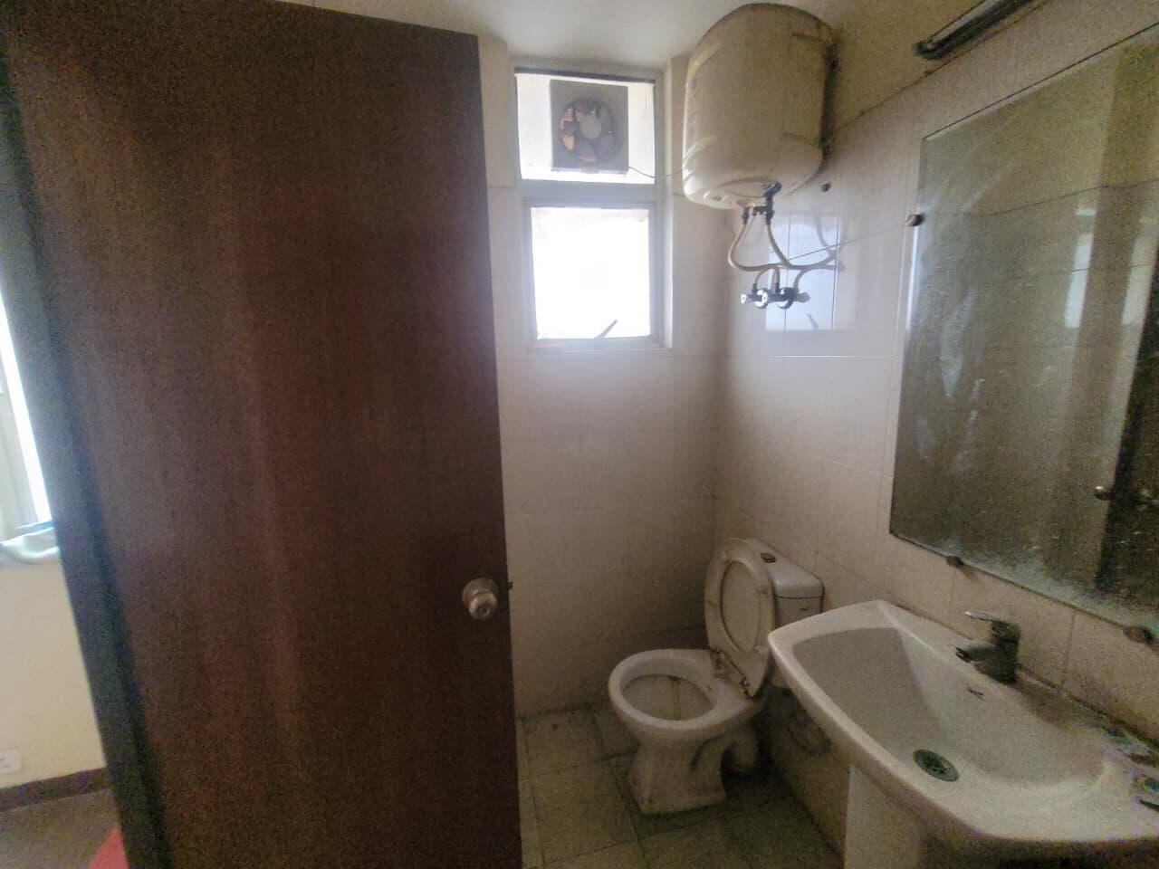 2BHK 2Baths Flat/Apartment for Rent in Ansal Town, Modipuram, Meerut, U P