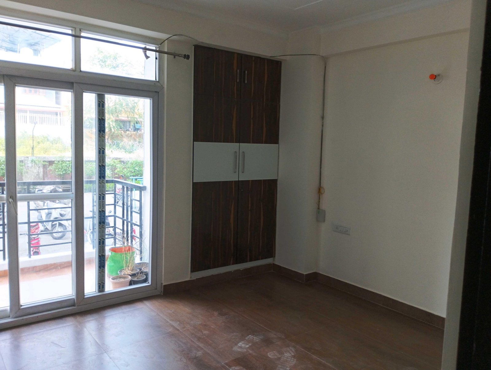 3BHK 3Baths Flat/Apartment for Rent in GAV Green View Blossom, Aman Vihar, Dehradun, Uttarakhand