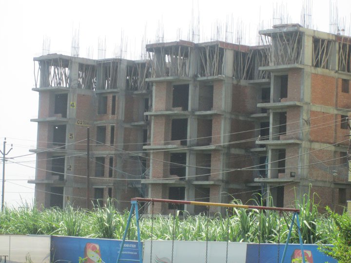 3BHK 2Baths Flat/Apartment for Rent in Supertech Meerut Sports City, Modipuram, Meerut, U P