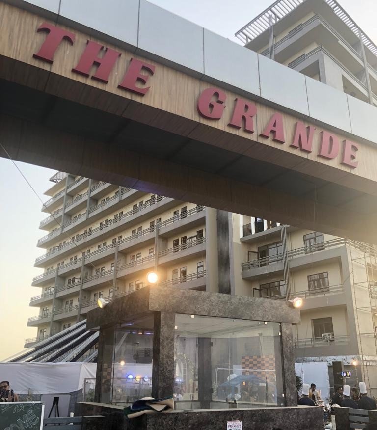 2BHK 1Bath Flat/Apartment for Rent in The Grande, Partapur, Meerut, U P